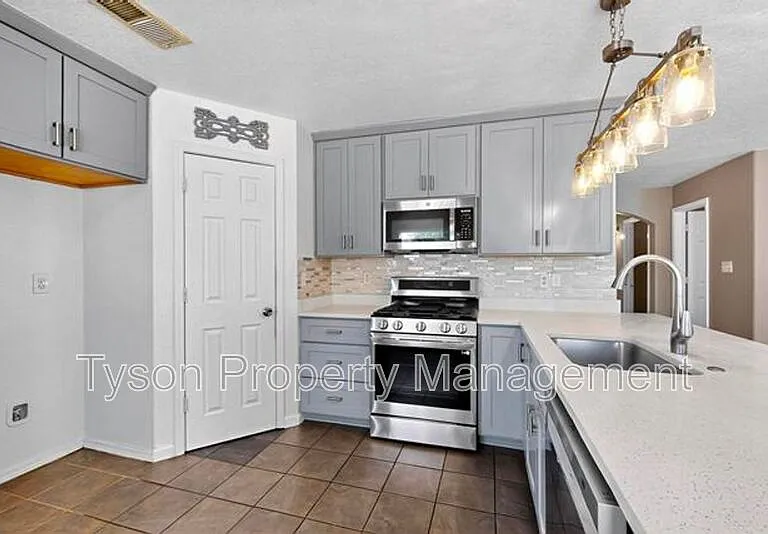 5801 Day Dreamer Rd NW — Photo 12