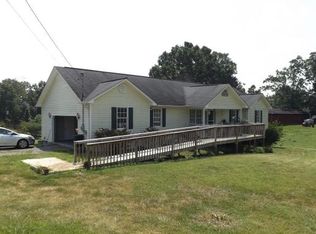 106 Hazy Ln, Rogersville, TN 37857