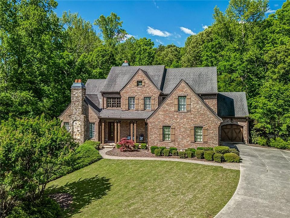 1st image of 2885 Julias Way NW