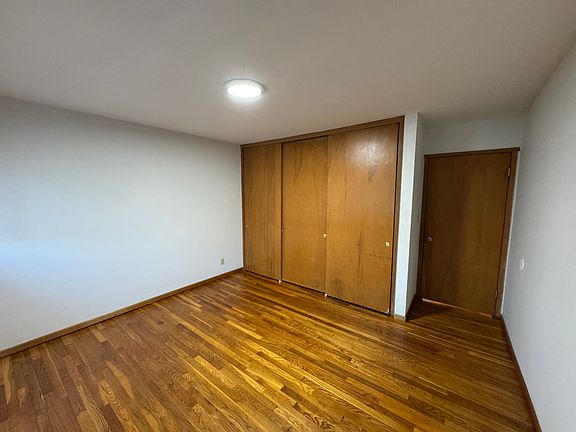 2nd image of 5133 W Elba St