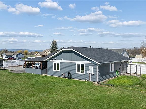 4th image of 3086 Sweetgrass Ln