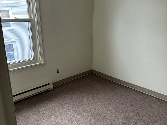 2nd image of 12 Knox St #11306235
