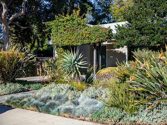3rd image of 882 Mission St