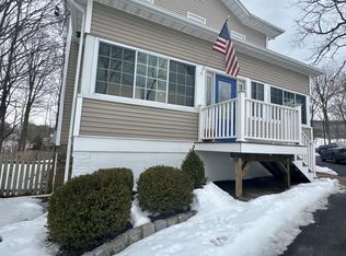 41 Clove Rd, Salisbury Mills, NY 12577