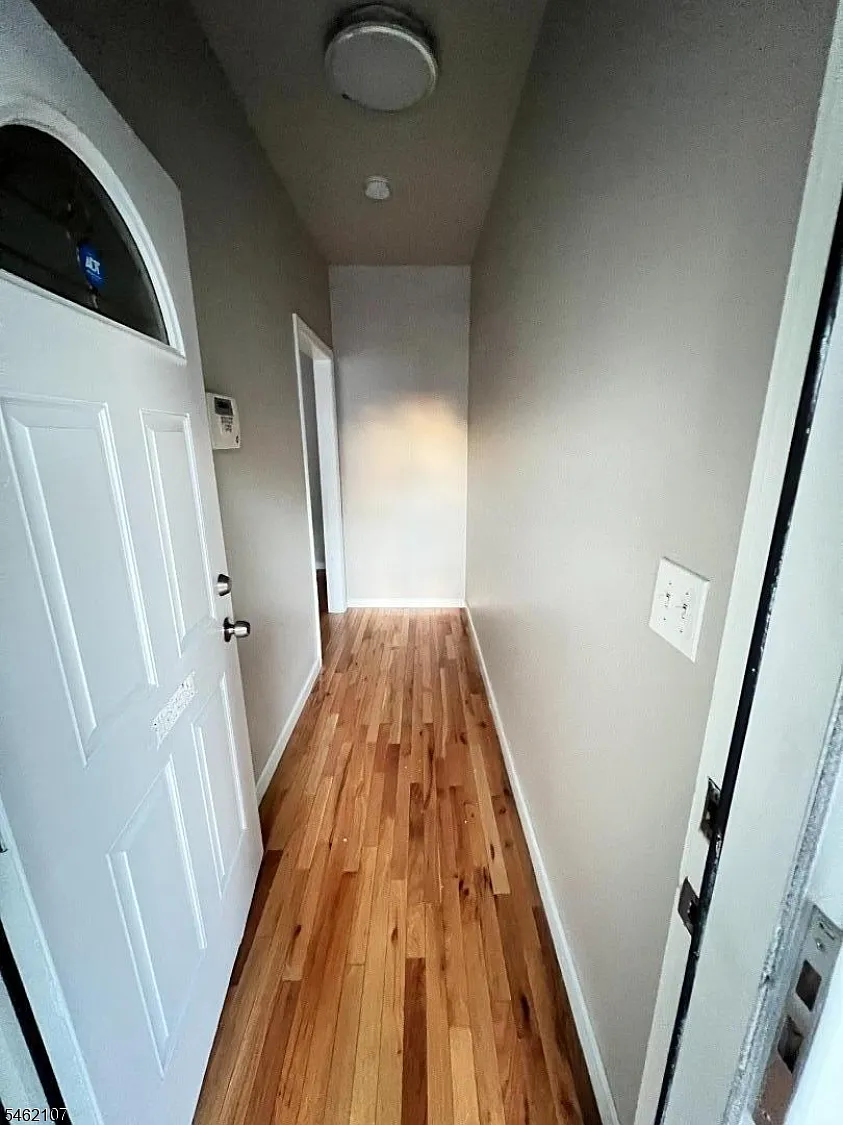 2 bed, 1.0 bath, $2,400 — Photo 4
