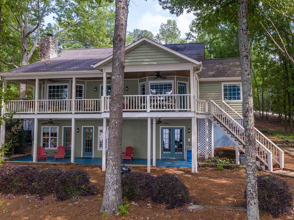 1st image of 105 Horseshoe Cir