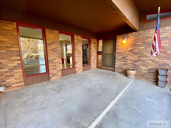 3rd image of 2310 Baltic Ave