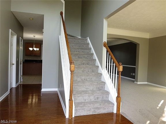 3rd image of 15030 Old Oak Dr