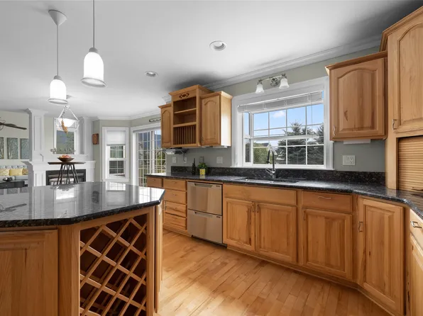 1026 Blue Grouse Dr, Kalispell, MT 59901