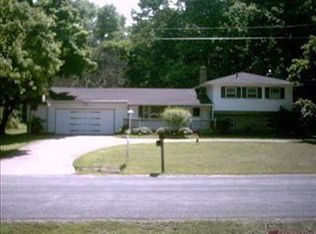 2970 Denise Dr, Akron, OH