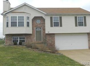 56 Harbor Pointe Ct, Crystal City, MO 63019