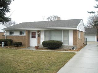 17319 Walter St, Lansing, IL 60438