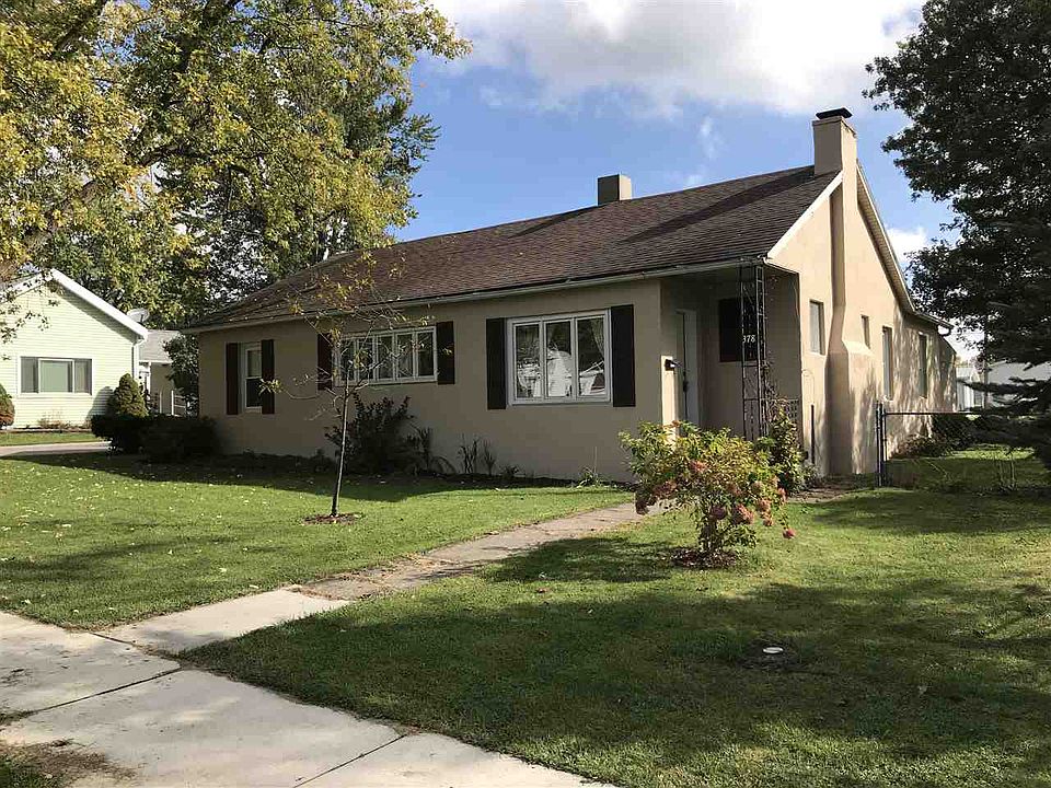 1st image of 378 N Elm St