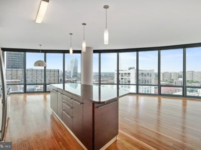 2101 Market St UNIT 902, Philadelphia, PA, 19103