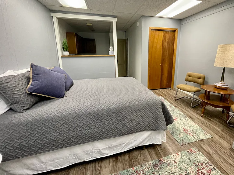 2313 Central Ave #10 — Photo 3
