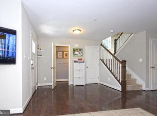 1724 Chesapeake Dr, Edgewater, MD 21037