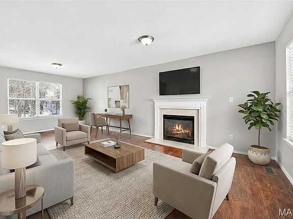4th image of 1923 Briarfield Dr