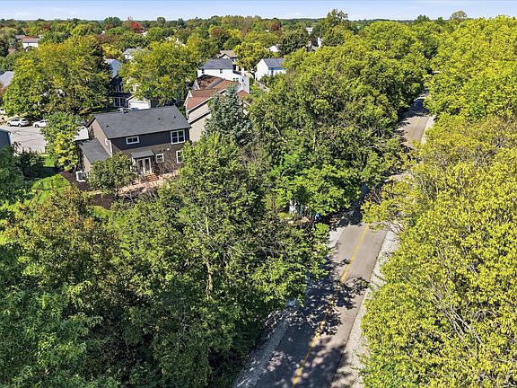 3rd image of 8973 Wooster Ct