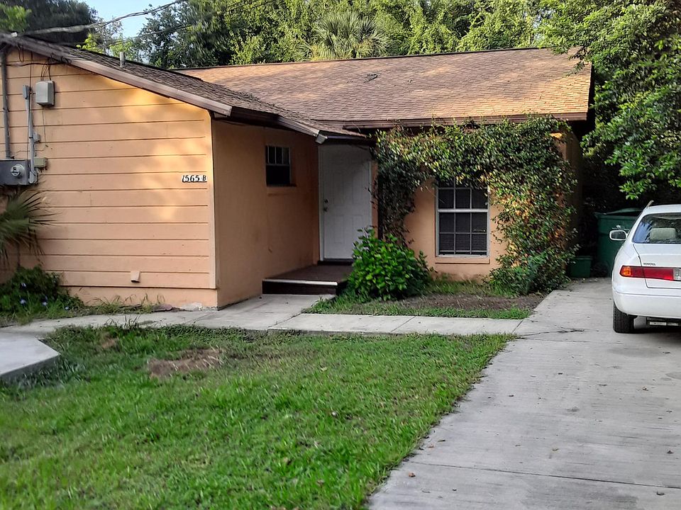1st image of 1565 Hammock Dr #B