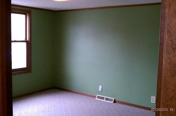5th image of 220 Chestnut St N