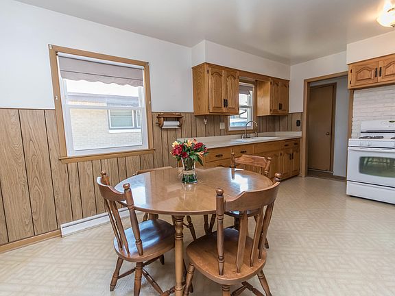 4th image of 4155 S Pennsylvania Ave