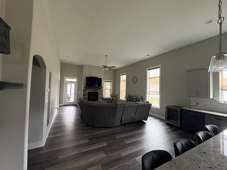 6042 Peregrine Ln — Photo 6