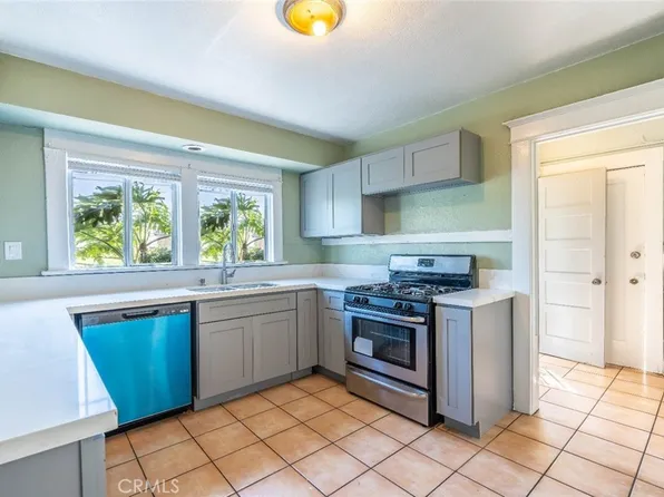 788 E 40th Pl, Los Angeles, CA 90011