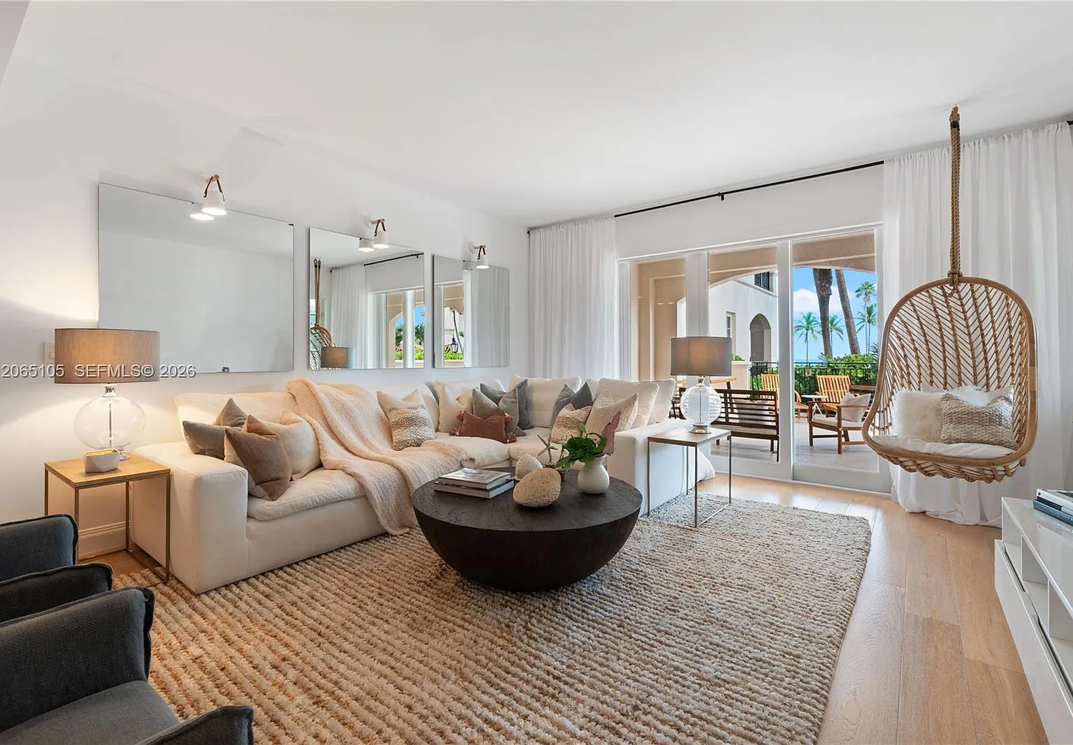 Seaside Condo — Photo 1