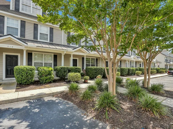 711 Hemingway Cir, Summerville, SC 29483