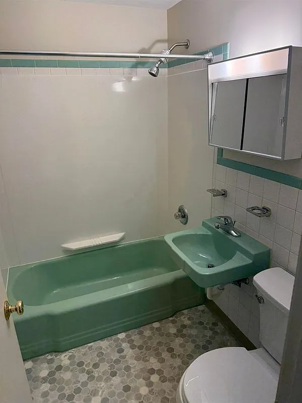 2 bed, 1.0 bath, 600 sqft, $1,795 — Photo 2