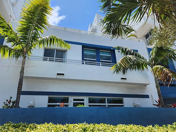3rd image of 7600 Collins Ave APT 102