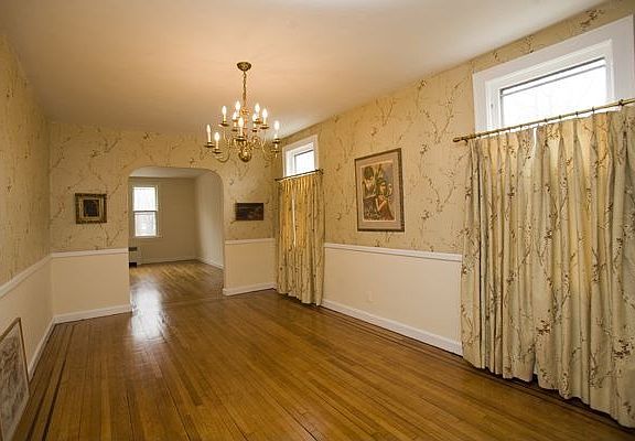 Dining Room 1st Fl