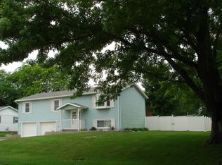 1322 N Bush Ave, Kankakee, IL 60901