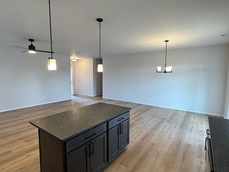 8310 E Rich Ave — Photo 12