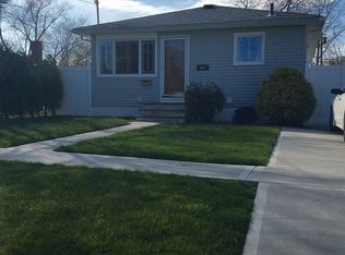 417 Stoneham St, Staten Island, NY