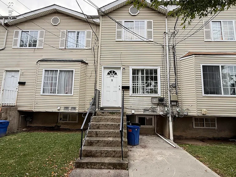 348 Targee St — Photo 1
