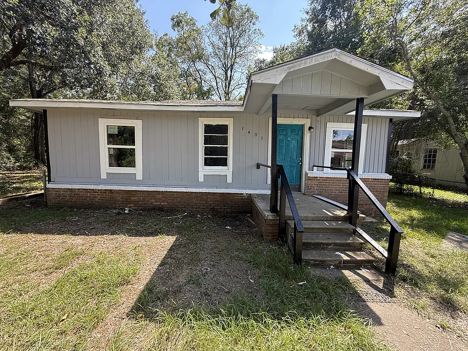 1401 Daytona Dr