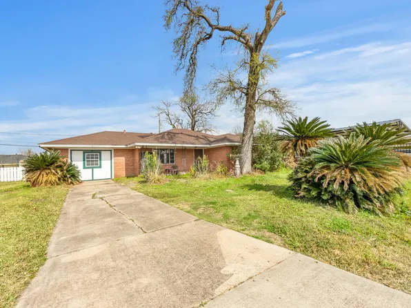 8901 Woodlyn Rd, Houston, TX 77078