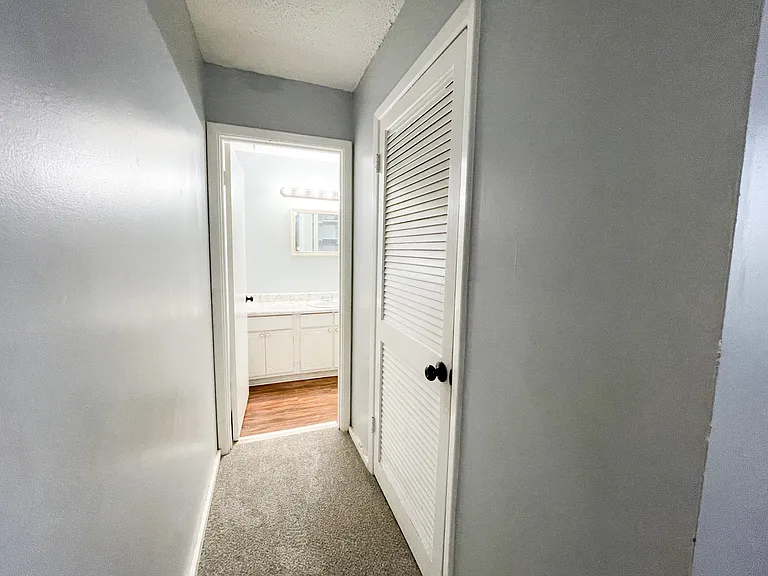 1208 Bush River Rd #A7-1 — Photo 4