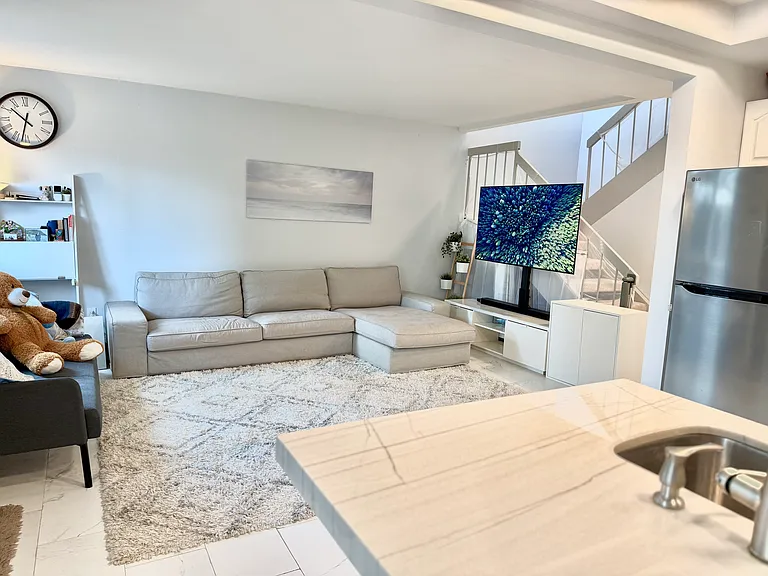 4441 Vision Dr #5 — Photo 2