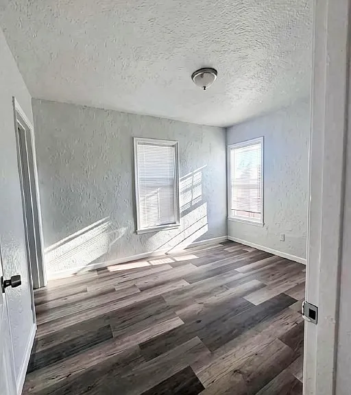 1112 Barberry Ln #6 — Photo 5