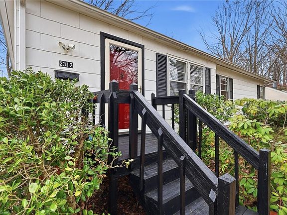 5th image of 2312 Albright Dr
