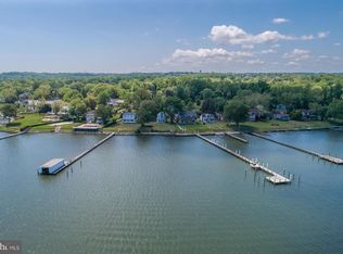 555 Broadwater Rd, Arnold, MD 21012