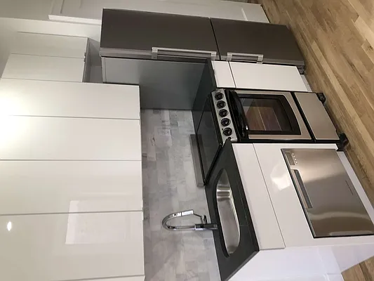 Rented by Waverly Realty Associates | media 1