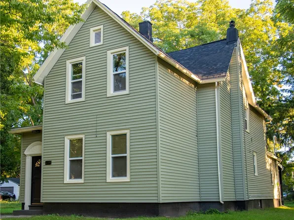 283 Magnolia St, Rochester, NY 14611