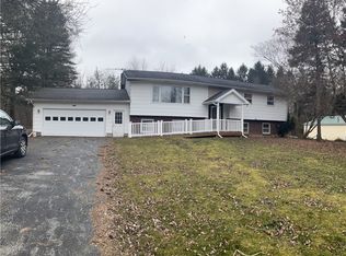 1524 Shannon Dr, Waterloo, NY 13165