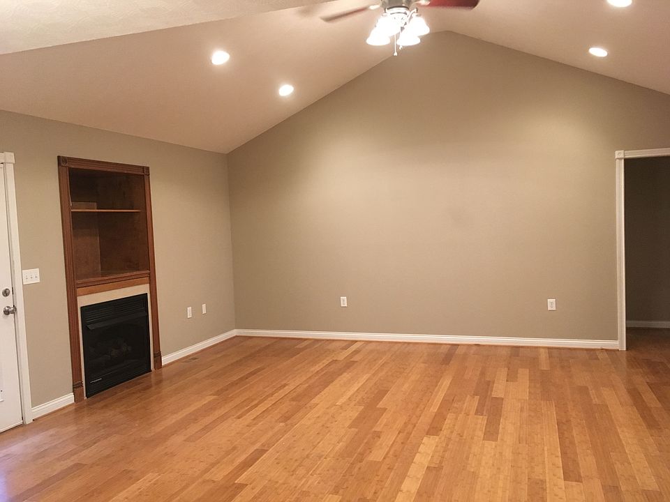 2nd image of 1268 Trillium Ln