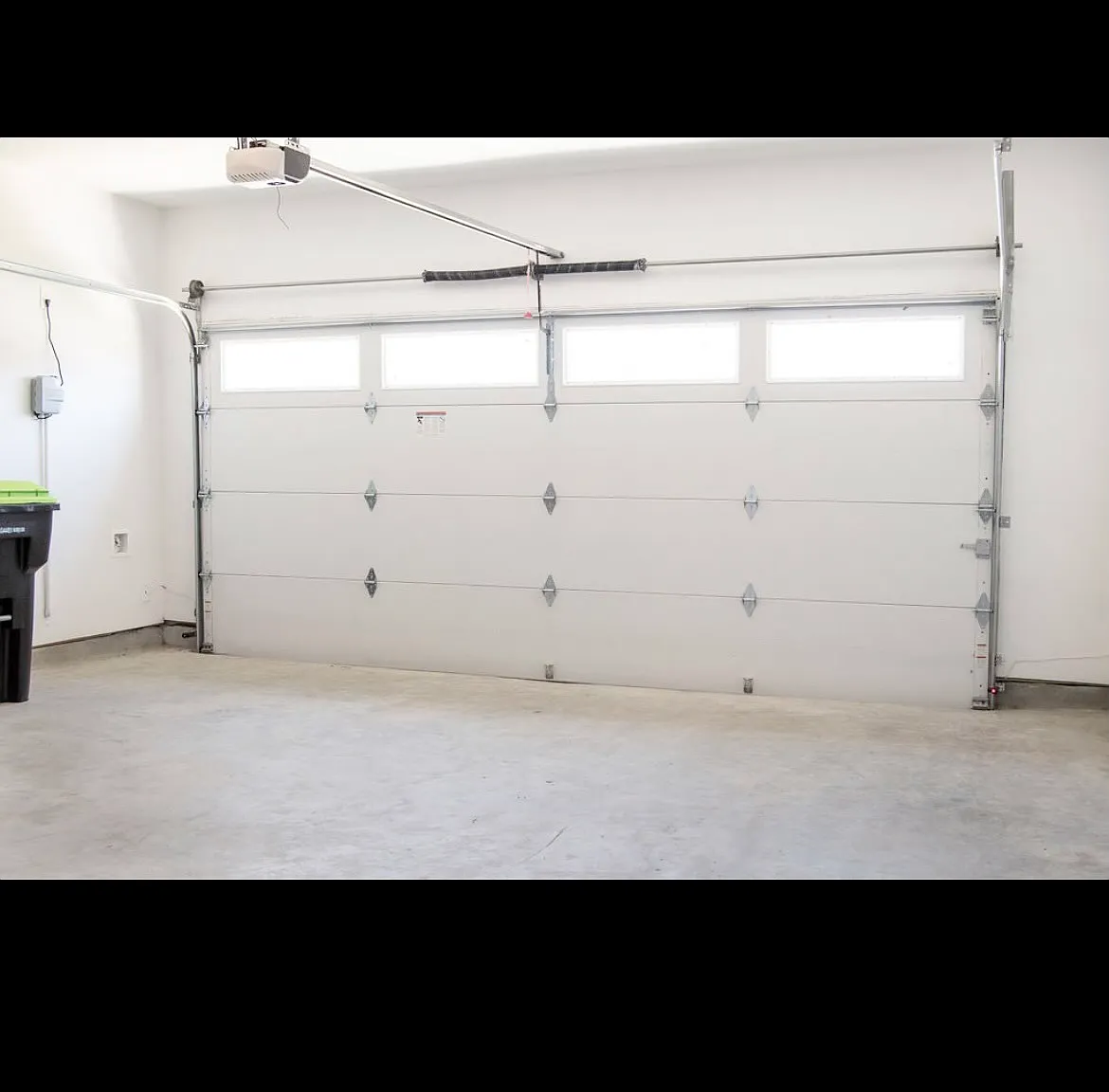 4 bed, 2600 sqft, $3,500 — Photo 4
