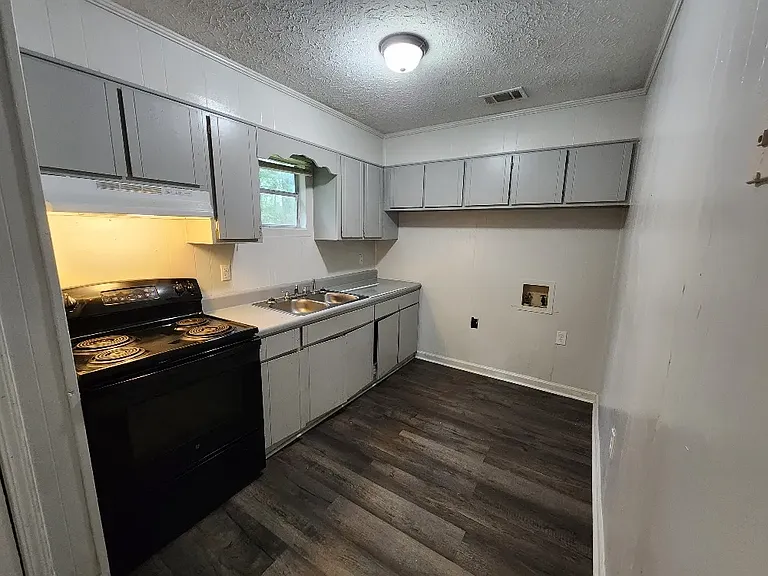 506 Romine Ct — Photo 2