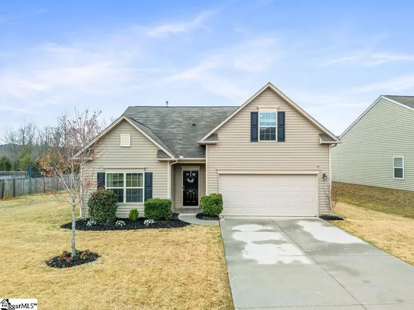147 Caledonia Dr, Easley, SC 29642